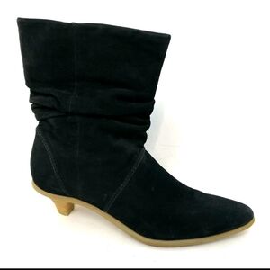 Vince Camuto Black Leather Rubber Sole Women's Ankle Boots